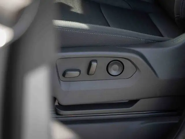 2024 GMC Sierra 1500 Pro | 5.3L in Cars & Trucks in Tricities/Pitt/Maple - Image 16