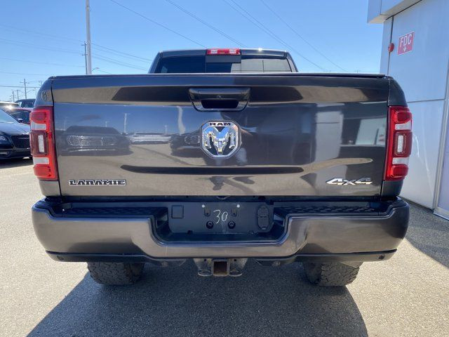 2022 Ram 3500 Laramie * STOCK DIESEL * LIFTED * 5TH WHEEL PREP * in Cars & Trucks in Edmonton - Image 4