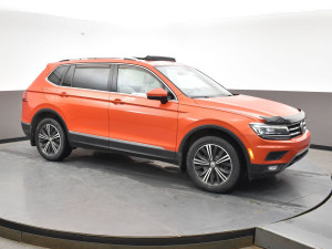 2018 Volkswagen Tiguan EXECLINE - Top of the line with clean carfax. Contact 902-453-2790 to book an appointment.