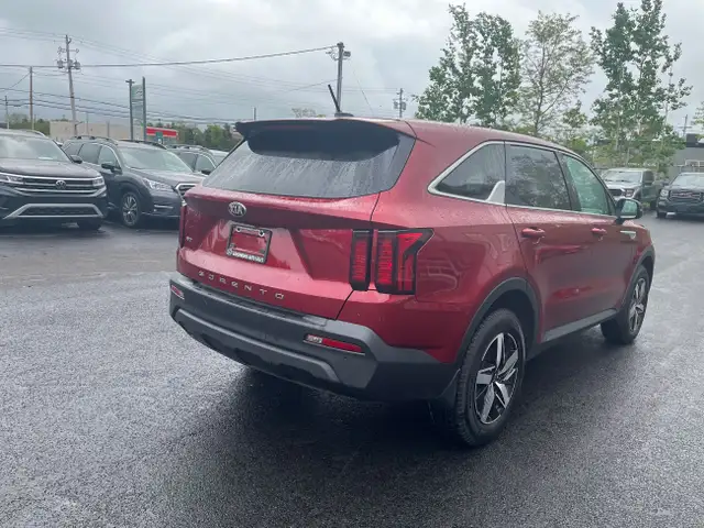 2021 Kia Sorento 2.5L LX+ 7 Passenger! CARFAX CLEAN! BACKUP C...62937538262147124