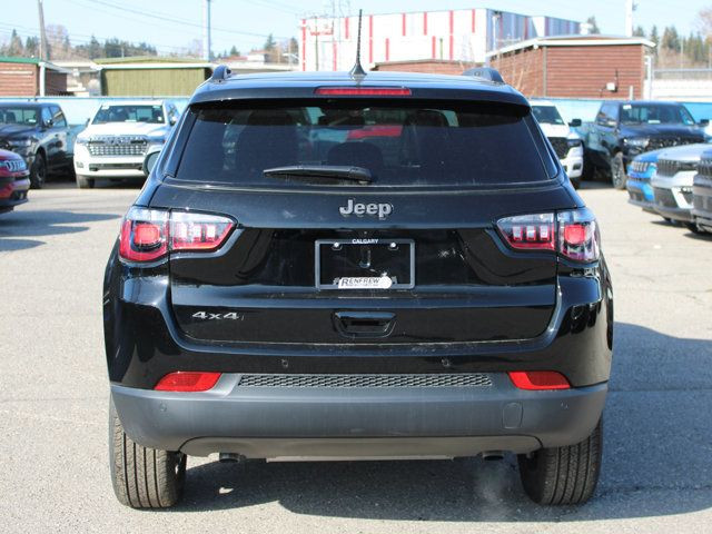 2025 Jeep Compass Altitude 4x4, Pano Sunroof, Heated Leather in Cars & Trucks in Calgary - Image 3
