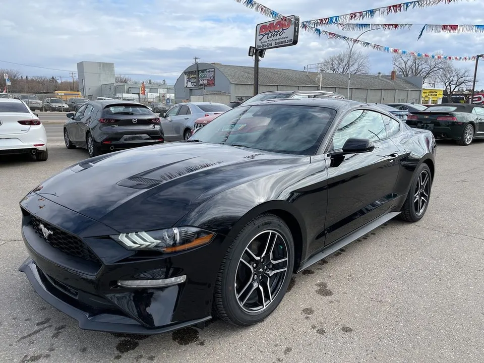 2022 Ford Mustang EcoBoost-9k-auto