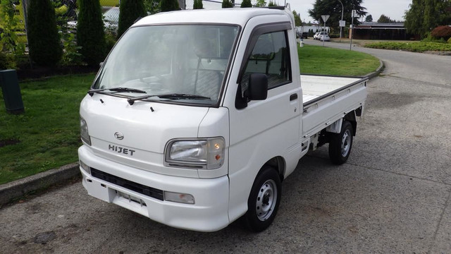 2005 Daihatsu Hijet Right Hand Drive Manual 4WD in Cars & Trucks in Richmond - Image 4