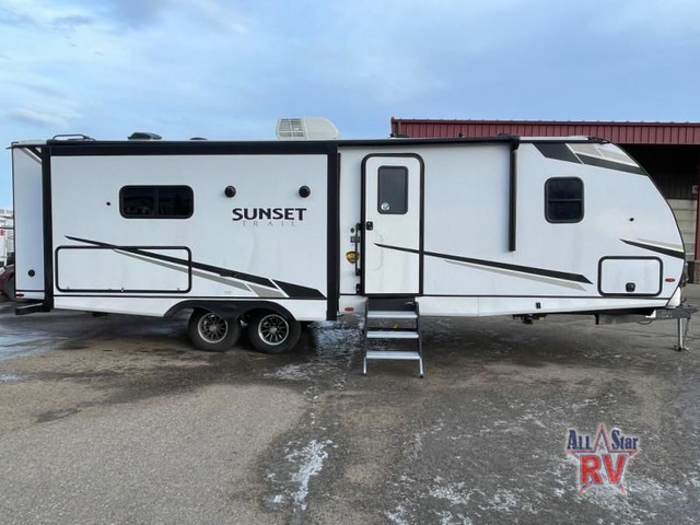 2024 CrossRoads RV Sunset Trail SS285CK in Travel Trailers & Campers in Strathcona County - Image 3