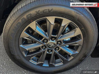 Engine: 4 Cylinder Engine 2.4L L/100Km City: 10.7 L/100Km Hwy: 9.5 Safety Equipment ABS And Drivelin... (image 8)