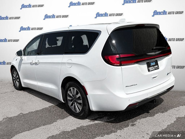 2022 Chrysler Pacifica Hybrid Touring-L PHEV | LEATHER | HEAT... in Cars & Trucks in London - Image 4