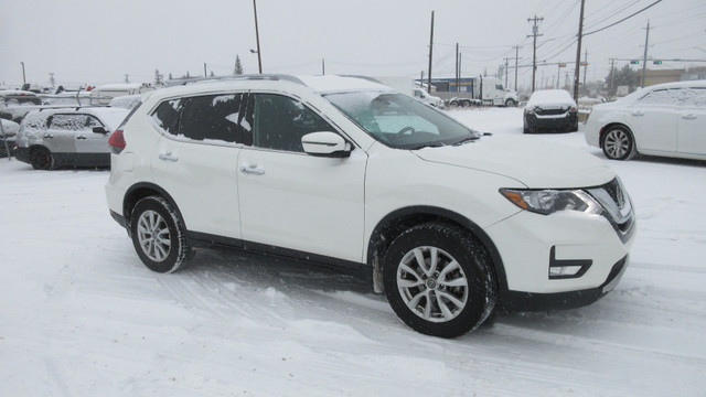 2019 Nissan Rogue SV FWD  in Cars & Trucks in Edmonton - Image 3