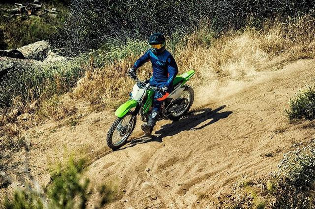 2025 Kawasaki KLX140R L in Dirt Bikes & Motocross in Kelowna - Image 4