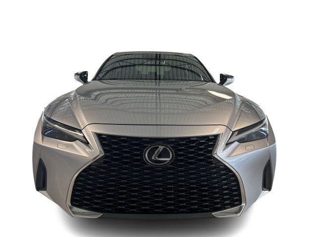 2022 Lexus IS IS 300, 4X4, Cuir, Nav, Carplay, Bluetooth, Caméra in Cars & Trucks in City of Montréal - Image 4