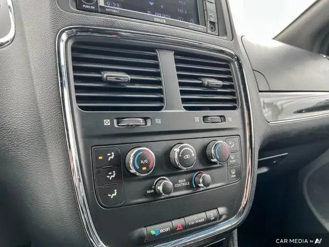 2019 Dodge Grand Caravan 35th Anniversary | Back-Up Camera | in Cars & Trucks in Strathcona County - Image 17