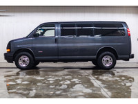 **ONE OWNER - ACCIDENT FREE** 81,171 KM This 2016 Chevrolet Express 2500 Cargo Van is powered by a 6... (image 1)