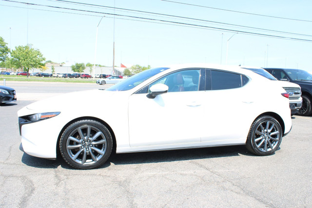 2020 Mazda MAZDA3 in Cars & Trucks in Oakville / Halton Region - Image 4