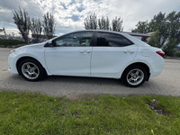 Sale: 2018 Toyota Corolla 121,413 KM Rebuilt Title Looking to sell my 2018 Toyota Corolla with 121,4... (image 3)
