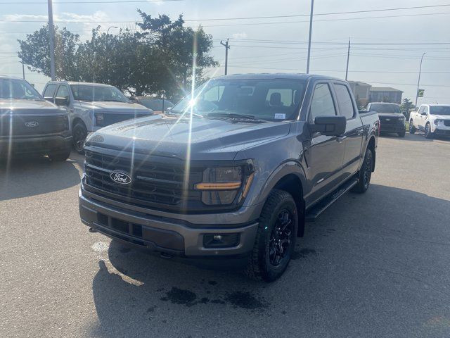 2025 Ford F-150 XLT 4WD in Cars & Trucks in Calgary