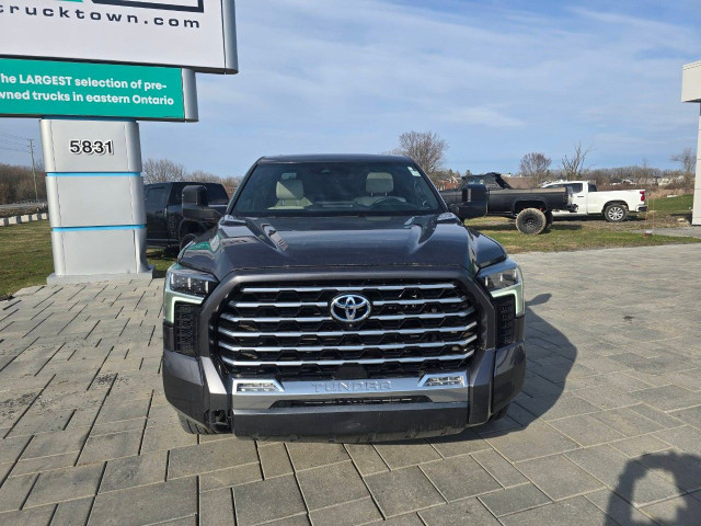 2022 Toyota Tundra in Cars & Trucks in Ottawa - Image 2