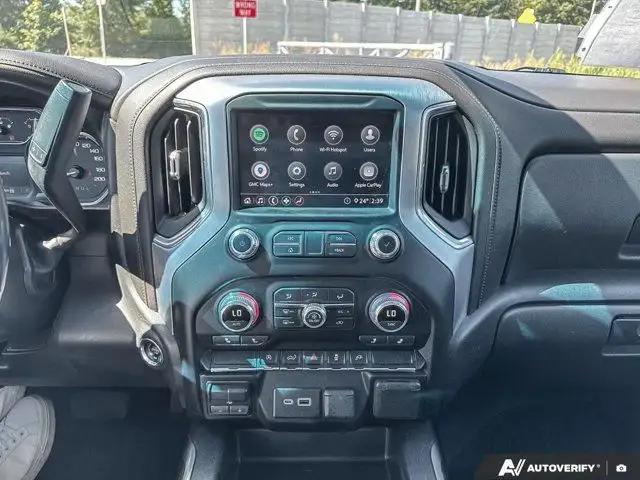 2020 GMC Sierra 1500 Elevation | Preferred Package dans Autos et camions dans Tricities/Pitt/Maple - Image 17