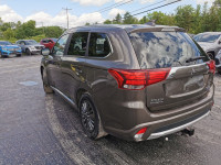 • Power_Windows • Power_Seat • Power_Mirrors • Power_Locks • Power_Sunroof • Keyless_Entry • Air_Con... (image 2)