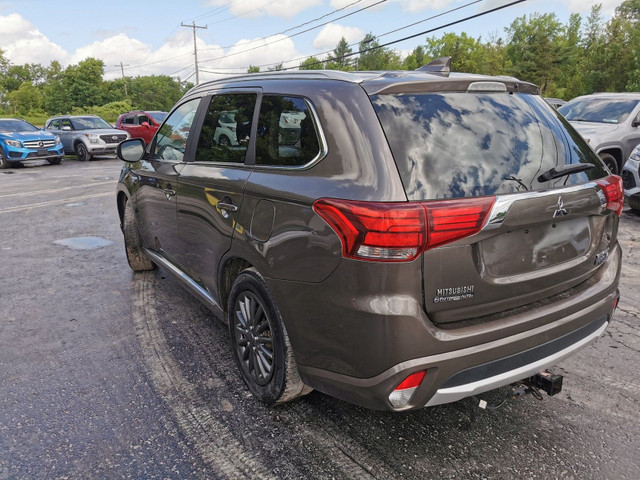 2018 Mitsubishi Outlander PHEV GT in Cars & Trucks in Belleville - Image 3