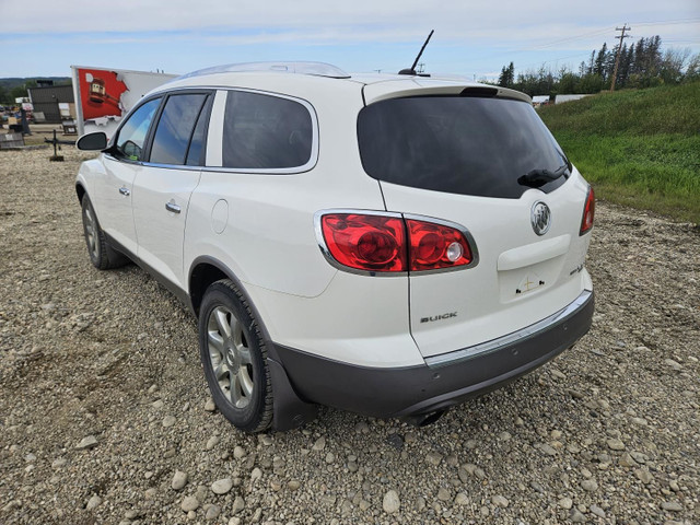 2010 Buick Enclave in Cars & Trucks in Edmonton - Image 4