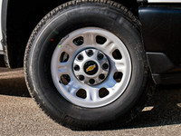 Welcome To Sherwood Park Chevrolet. The #1 Volume Chevrolet Dealer in Canada. This Chevrolet SILVERA... (image 5)