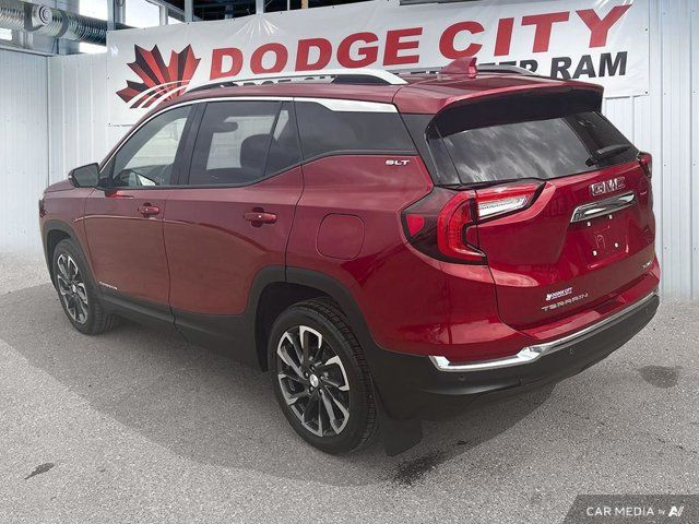 2022 GMC Terrain SLT in Cars & Trucks in Saskatoon - Image 4