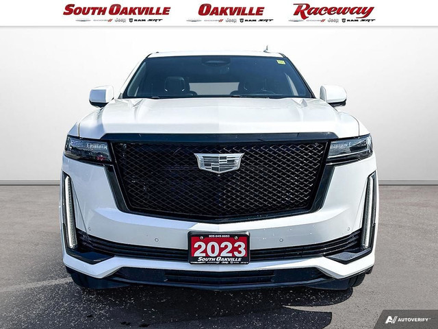 2023 Cadillac Escalade SPORT | APPLE CARPLAY | HUD | SUNROOF | D in Cars & Trucks in Oakville / Halton Region - Image 2