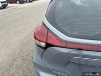 Wheels: 17 Alloy, Vehicle Dynamic Control (VDC) Electronic Stability Control (ESC), Variable Intermi... (image 7)