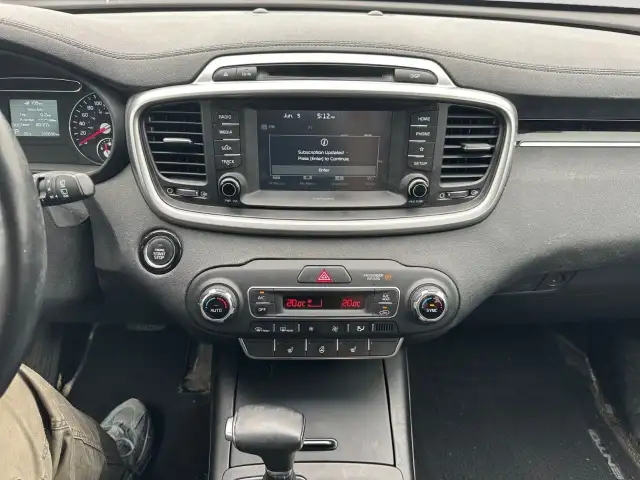 2019 Kia Sorento in Cars & Trucks in Ottawa - Image 16