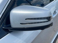 All vehicles come with a full vehicle History Report, ask to see it! Fully loaded Mercedes E400 4Mat... (image 7)