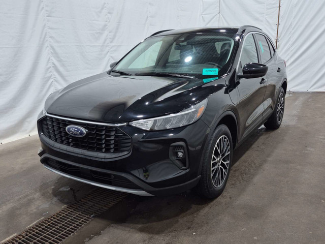 2023 Ford Escape PHEV PHEV/PLUG-IN/PANOROOF/NAVIGATION/16KM! in Cars & Trucks in Belleville