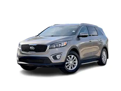 Heated Front Seats, Backup Camera, Cloth, AWD, Bluetooth, AWD, Brake assist, Electronic Stability Co...