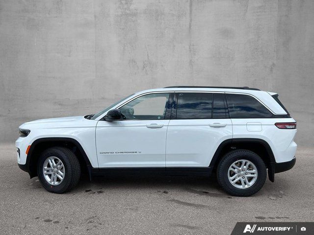2025 Jeep Grand Cherokee Laredo | Adaptive Cruise Control in Cars & Trucks in Edmonton - Image 2