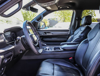 Experience the perfect blend of luxury, capability, and style with the sophisticated Black Jeep Wago... (image 8)