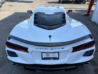 STINGRAY | 1LT | 6.2L V8 | REMOVABLE TOP This 2022 Chevrolet Corvette Stingray Coupe delivers a brea... (image 4)