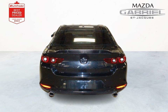 2022 Mazda Mazda3 GT w/Turbo dans Autos et camions  à Ville de Montréal - Image 2