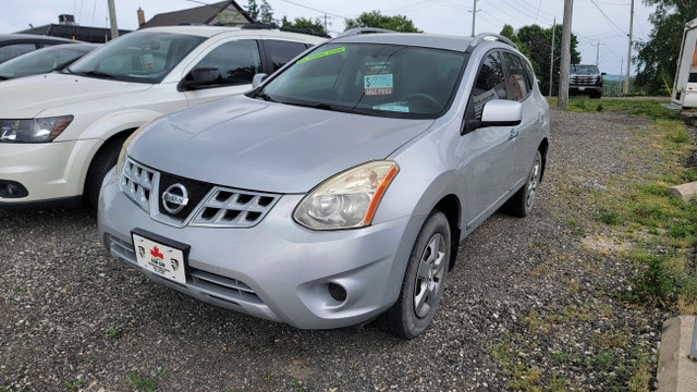 2013 Nissan Rogue in Cars & Trucks in Kitchener / Waterloo - Image 3