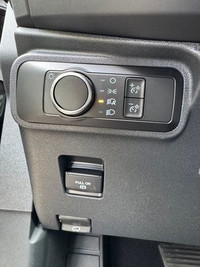 AMVIC Licensed Engine: 4 Cylinder Engine 2.3L L/100Km City: 12.1 L/100Km Hwy: 11.2 Safety Equipment... (image 9)