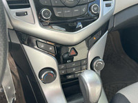 IIHS Top Safety Pick. Only 150,963 Miles! This Chevrolet Cruze delivers a Gas I4 1.8L/110 engine pow... (image 6)