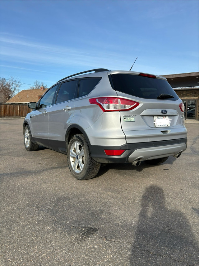 2015 Ford Escape SE AWD in Cars & Trucks in Edmonton - Image 4