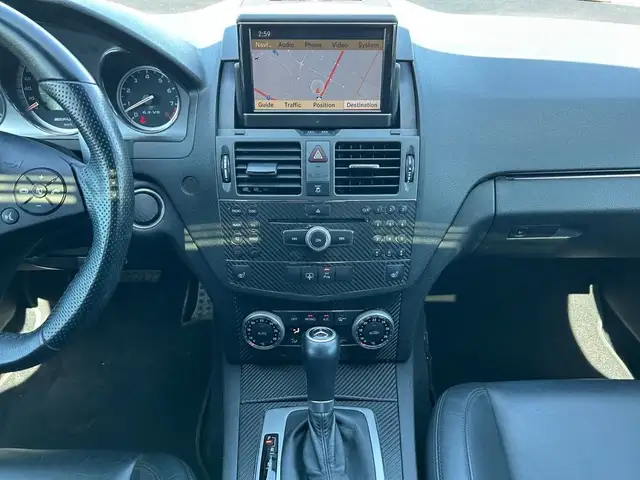 2010 Mercedes-Benz C-Class C63 / RWD / AMG / Sunroof / Heated Le in Cars & Trucks in Calgary - Image 15