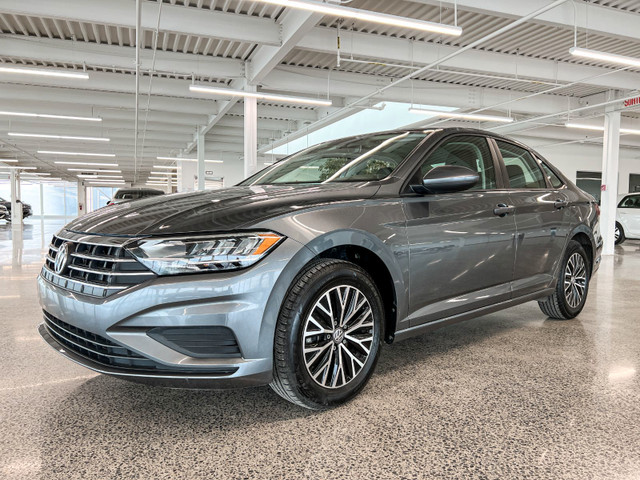 2021 Volkswagen Jetta Highline * Panoramic Sunroof * Cuir * Blin in Cars & Trucks in Laval / North Shore