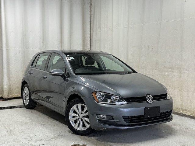 2017 Volkswagen Golf in Cars & Trucks in Strathcona County - Image 2