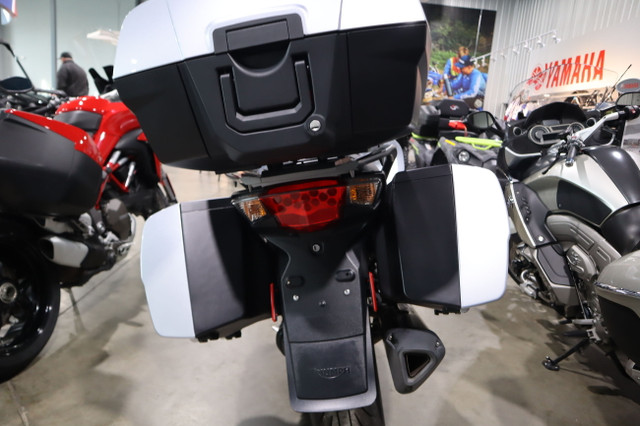 2014 Triumph Throphy SE Silver *REDUCED PRICE* in Street, Cruisers & Choppers in Edmonton - Image 3