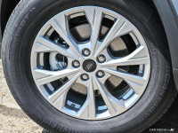 Apple CarPlay, Android Auto, Power Liftgate, Blind Spot Detection, Lane Keep Assist! This vehicle is... (image 6)