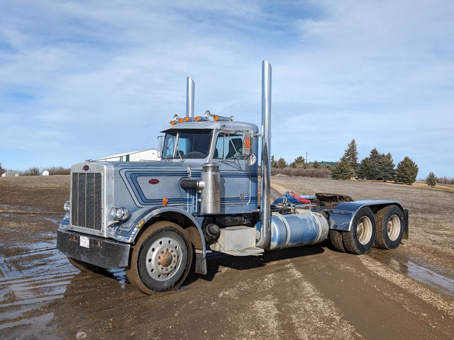 1981 Peterbilt T/A Day Cab Truck Tractor 359 in Heavy Trucks in Edmonton