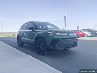 AMVIC-licensed business 2025 Volkswagen Taos Comfortline Black Edition – Bold Style, Turbocharged Ef... (image 5)