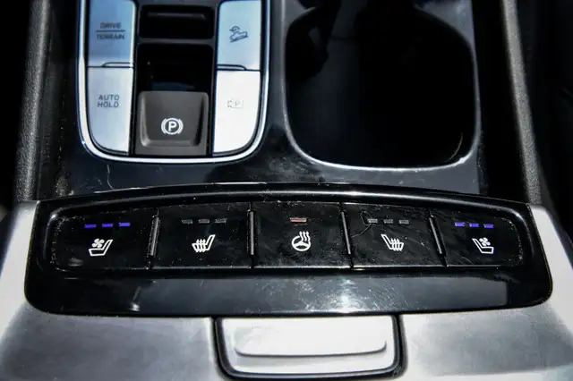 2024 Hyundai Santa Cruz Ultimate • SUNROOF • NAV • COOLED SEATS dans Autos et camions dans Cornwall - Image 24