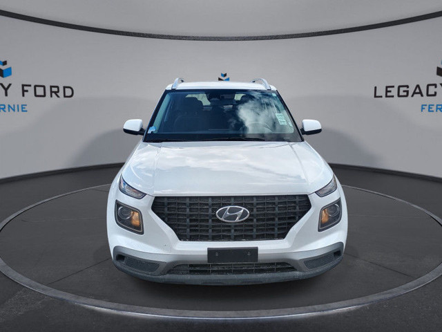 2023 Hyundai Venue Preferred 1.6L, Great Small Great On Gas Car in Cars & Trucks in Cranbrook - Image 4