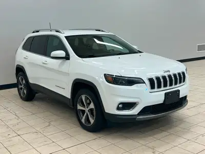 This 2019 Jeep Cherokee Limited offers a refined driving experience with upscale features, modern te...