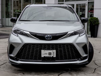 Visit our dealership to explore the recent trade-in of the 2021 TOYOTA SIENNA XSE. This exceptional... (image 4)